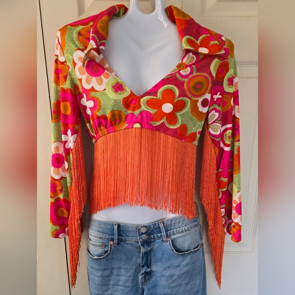 ๐ธ Boho Chic Floral & Fringe Crop Top - M ๐ธ - Picture 2 of 16